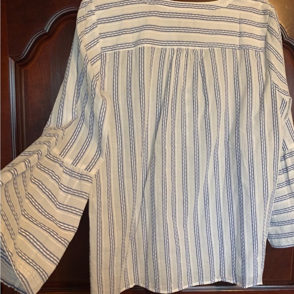 Talbots blouse. 2XP. White and Blue Stripe. - Picture 4 of 8
